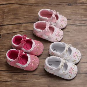 Baby Shoes 3 Sizes 1/2/3 (from Zero to 18 Months) #C550 - Mix and Max - Sizes: 0-6 M 11cm, 6-12 M 12cm, 12-18 M 13cm