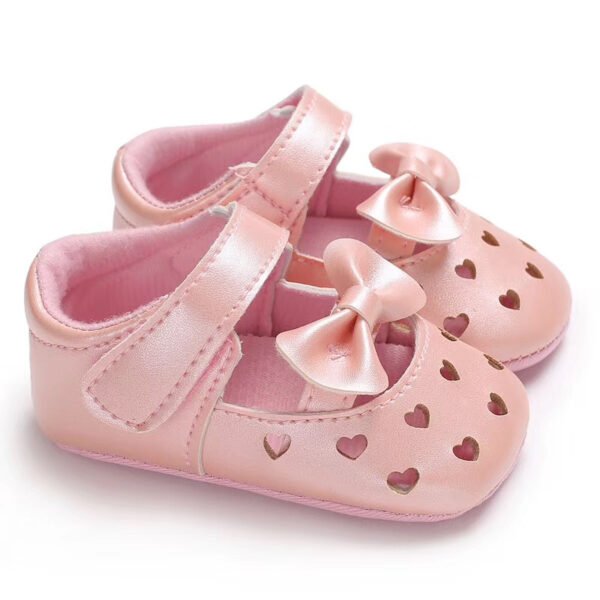 Baby Shoes - Mix and Max - Colors: Gold, Navy Blue, Pink, and White - Sizes: 3 M to 6 M 11 cm, 6 M to 9 M 12 cm, 9 to 12 M 13 cm